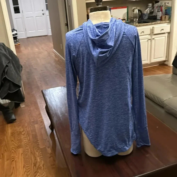 Athleta soft blue and white women’s hoodie size small - Picture 2 of 4